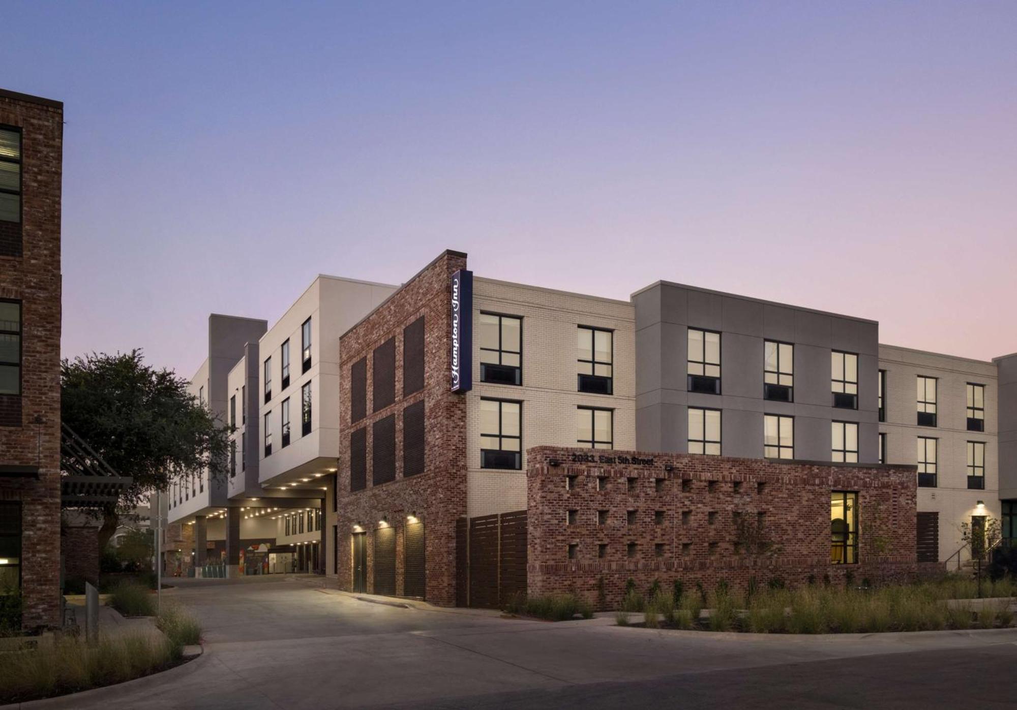 Hotel Hampton By Hilton East Austin - Near Ut And Capitol Extérieur photo