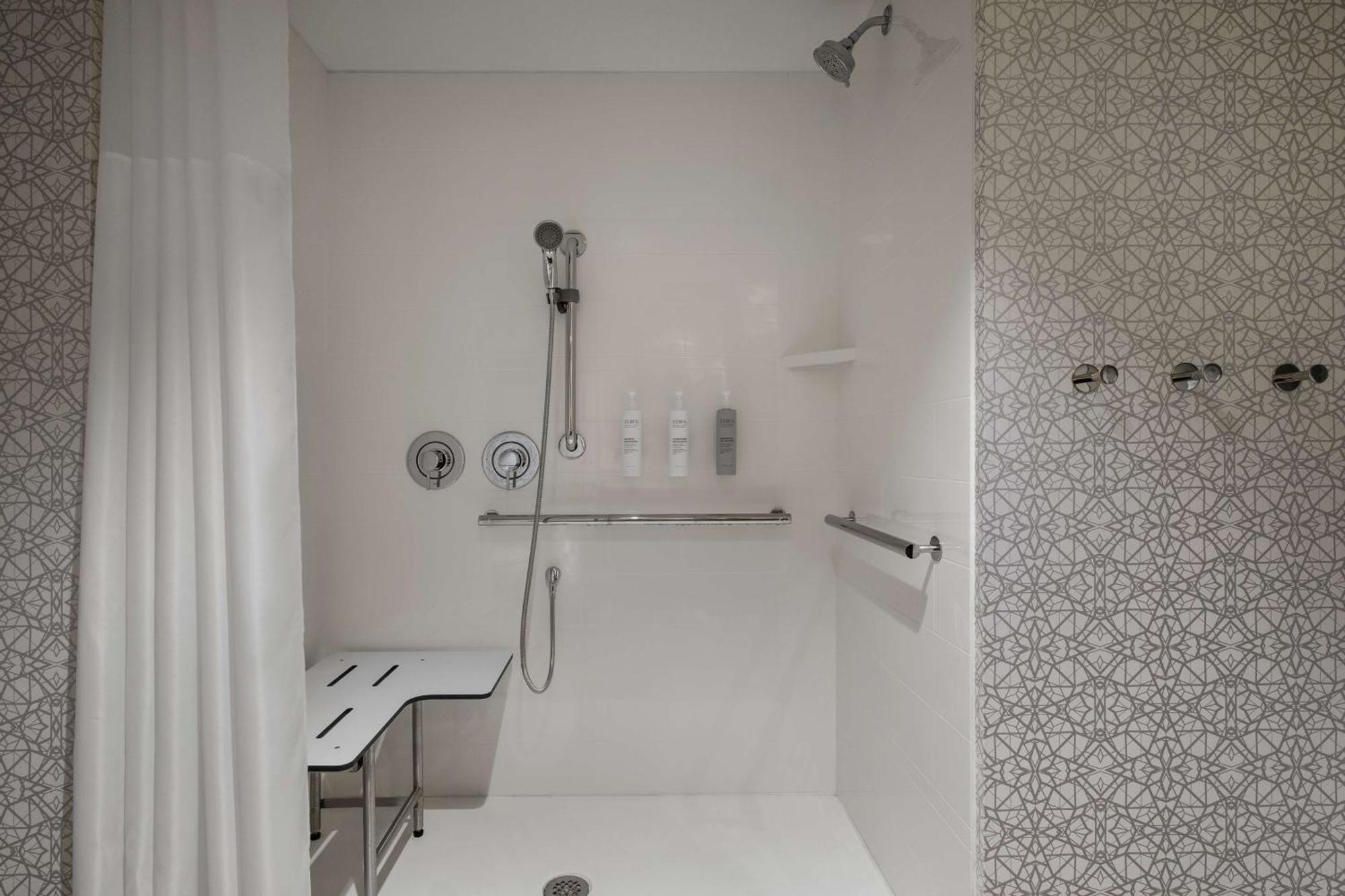 Hotel Hampton By Hilton East Austin - Near Ut And Capitol Extérieur photo
